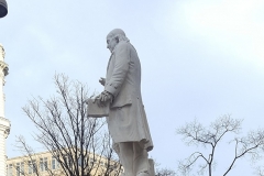 BenjaminFranklin-view-east