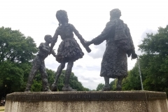 Bethune statue side
